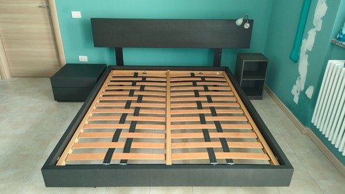 Letto matrimoniale con - , due